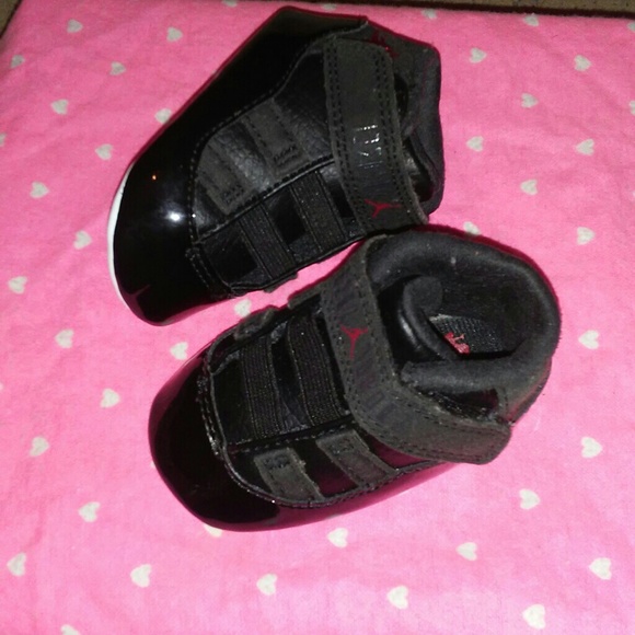 infant jordan sandals size 2
